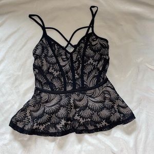 LAST DAY Black lace peplum top